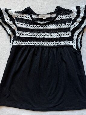 LOFT Black & White Crochet Yoke Short Sleeve Top NWT